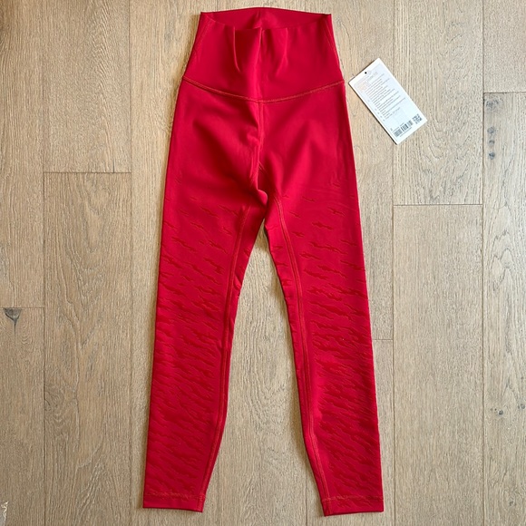 wunder under 25" luxtreme dark red 2022 lunar new year size 2 lululemon nwt - Picture 2 of 15